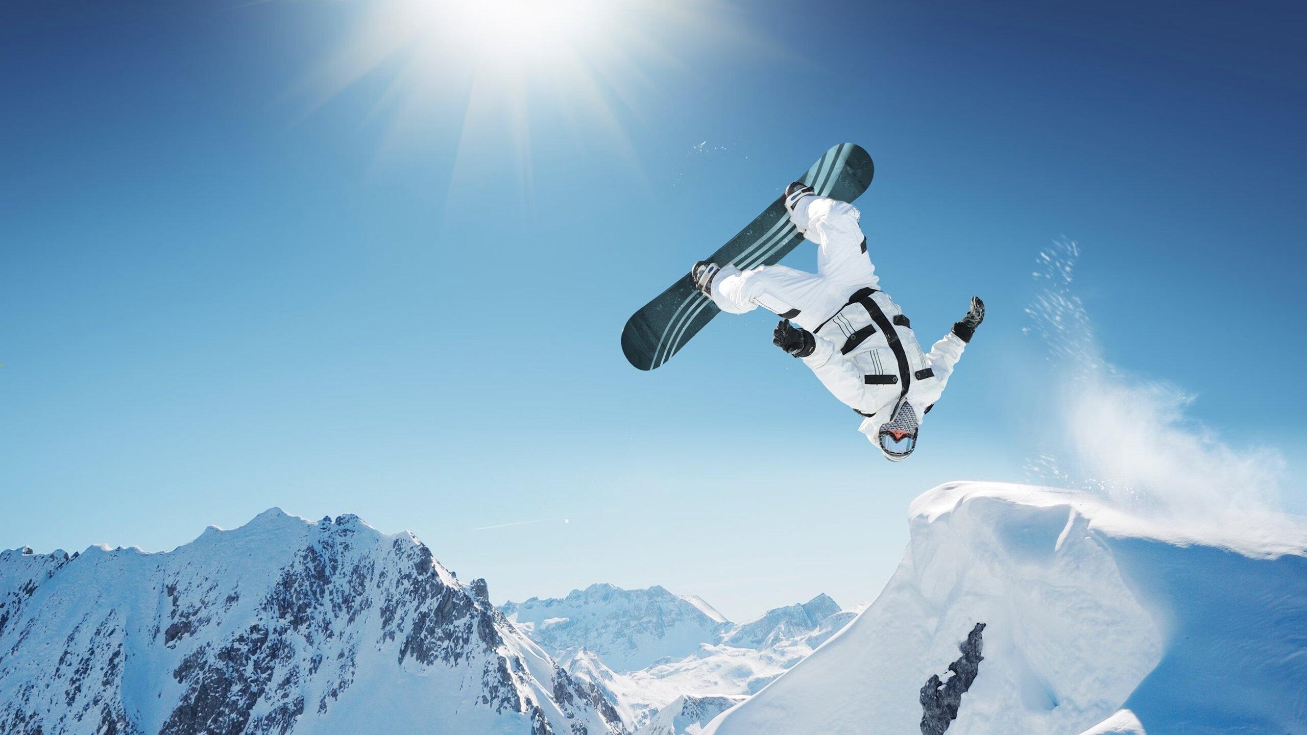 国羽新星闪耀全英赛,力克强敌斩获男单冠军